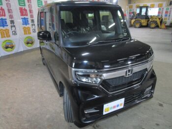 N-BOXカスタム Ｇ・Ｌ 4WD