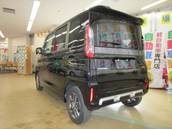 デリカミニ G 未使用車 4WD
