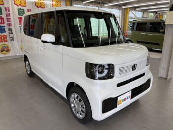 N-BOX ベースグレード 未使用車 4WD
