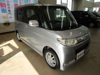 タントカスタム Vセレクション 4WD