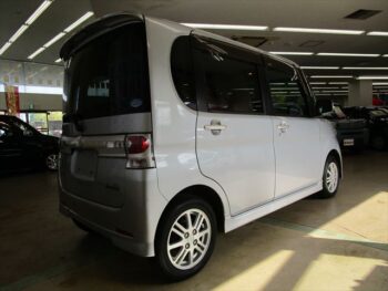 タントカスタム Vセレクション 4WD