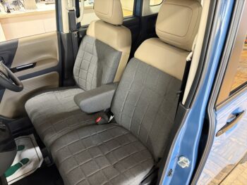 デリカミニ T プレミアム デリマルパッケージ  4WD　ターボ　届出済未使用車