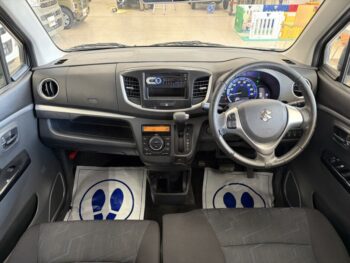 ワゴンR スティングレー X　4WD
