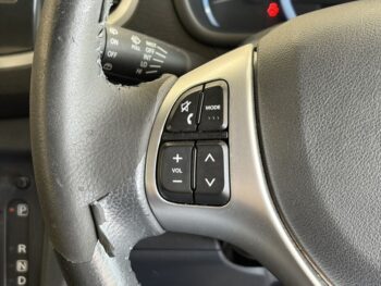 ワゴンR スティングレー X　4WD