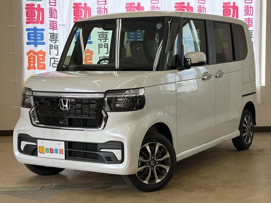 N-BOXカスタム 標準 未使用車 4WD