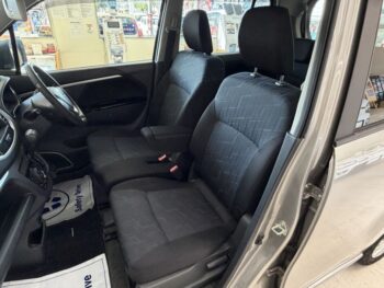 ワゴンR スティングレー X　4WD