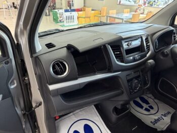ワゴンR スティングレー X　4WD