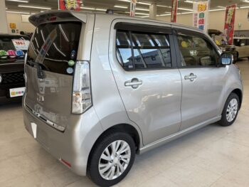 ワゴンR スティングレー X　4WD