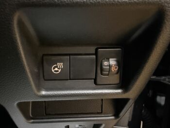 スペーシアカスタム ハイブリッドＸＳターボ　全方位モニター純正９インチナビ　ＴＶ　スズキコネクト 4WD