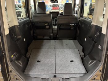 スペーシアカスタム ハイブリッドＸＳターボ　全方位モニター純正９インチナビ　ＴＶ　スズキコネクト 4WD