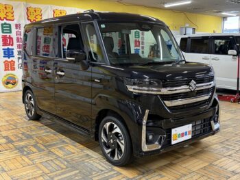 スペーシアカスタム ハイブリッドＸＳターボ　全方位モニター純正９インチナビ　ＴＶ　スズキコネクト 4WD