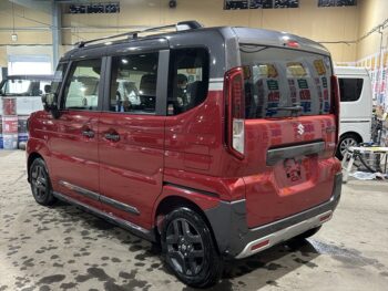 スペーシアギア ハイブリッド　XZ　全方位モニター純正９インチナビTV　スズキコネクト　後期型　未使用車　4WD