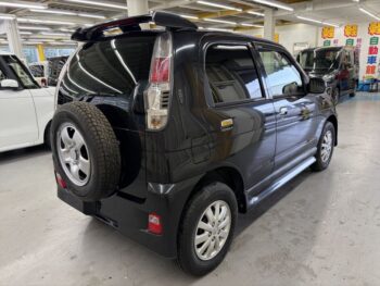 テリオスキッド カスタム L ターボ 4WD
