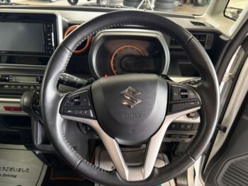 スペーシアギア ハイブリッドＸＺ ターボ ナビ　4WD