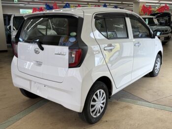 ミライース L　SAⅢ　４WD