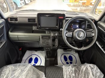 スペーシアギア ハイブリッドXZ　未使用車　4WD