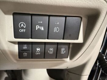エブリイワゴン ＰＺターボスペシャル　ハイルーフ　ナビ・ＴＶ・Ｂカメラ 4WD