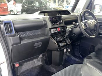 タントカスタム RS　ターボ　スタイルセレクション　4WD