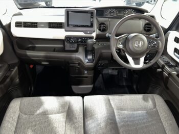 N-BOX L　純正ナビTV　バックカメラ　後期型　4WD