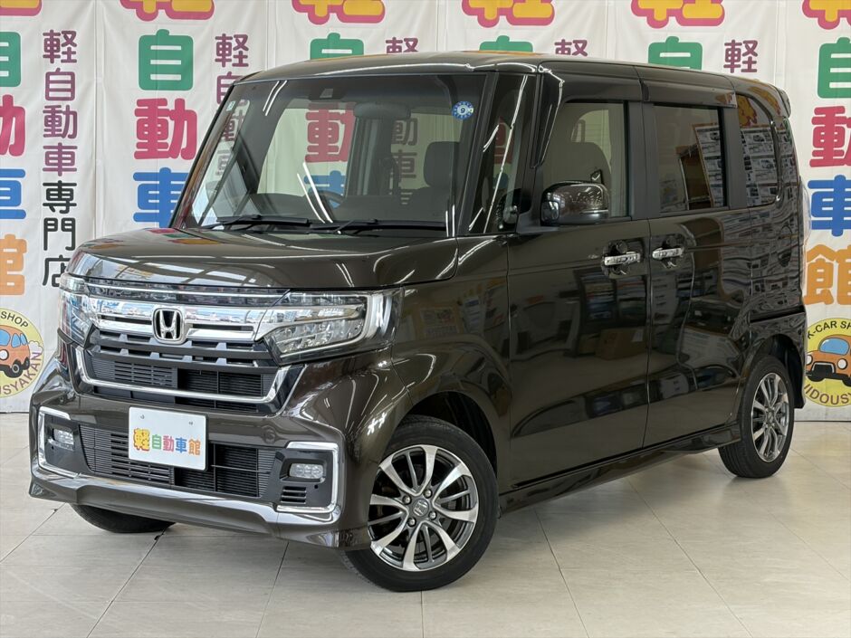 N-BOXカスタム L　後期型　4WD