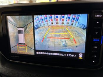 ステラカスタム Ｒ　スマートアシスト　純正ナビ　ＴＶ　パノラマモニター　後期型 4WD