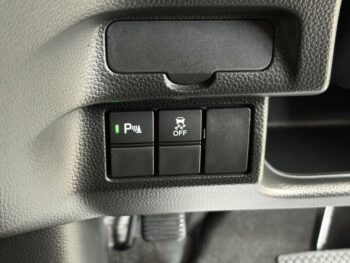 N-BOXカスタム L　後期型　4WD