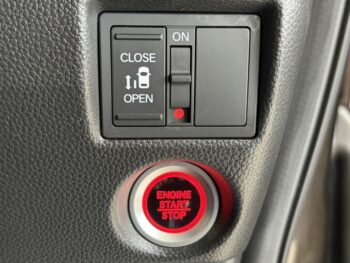 N-BOXカスタム L　後期型　4WD