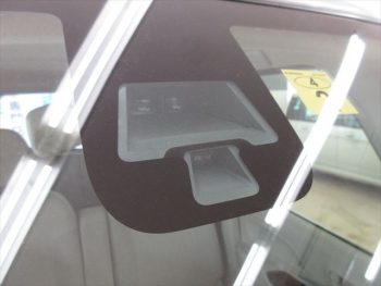 eKスペース E eアシスト 4WD