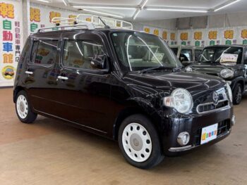ミラココア プラスＸスペシャルコーデ　バックカメラ 4WD
