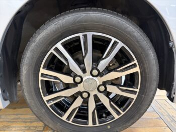 ステラカスタム Ｒ　スマートアシスト　純正ナビ　ＴＶ　パノラマモニター　後期型 4WD