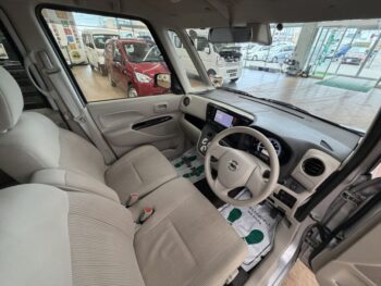 デイズルークス Ｓ　純正ナビ・ＴＶ 4WD