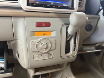 アルトラパン Ｘ　純正ナビ　ＴＶ　バックカメラ 4WD