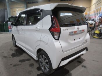 デイズ ハイウェイスターG　ターボ 4WD