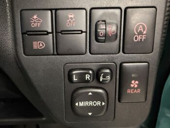 ハイゼットカーゴバン クルーズ ターボ SAⅢ 純正ナビ・TV・バックカメラ 4WD