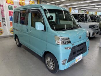 ハイゼットカーゴバン クルーズ ターボ SAⅢ 純正ナビ・TV・バックカメラ 4WD