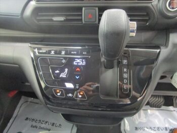 eKクロス T ターボ 4WD