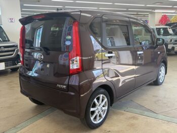 ムーヴ L　SAⅢ　ナビ・TV・バックカメラ　４WD