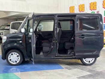 スペーシア ハイブリッドX　ナビ付　4WD