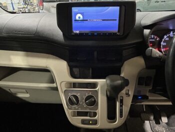 ステラ L　4WD