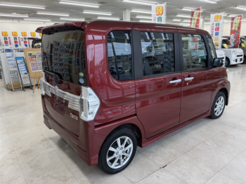 タントカスタム X　後期型　4WD