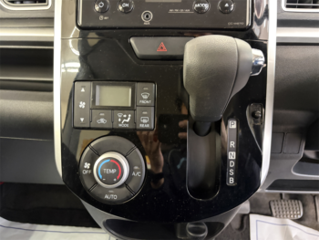 タントカスタム X　後期型　4WD
