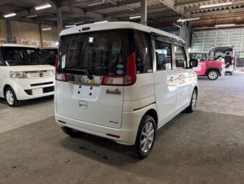 スペーシア Ｔ ターボ　ナビ・ＴＶ・Ｂカメラ　後期型　4WD