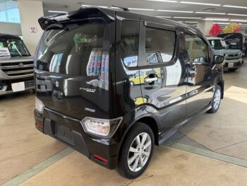 ワゴンR スティングレー ハイブリッドX　純正ナビ・TV　４WD