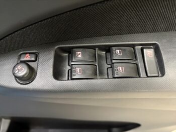 ステラカスタム Rリミテッド　ナビ・TV　4WD