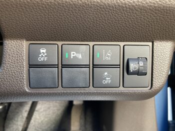 N-WGN Lホンダセンシング 4WD