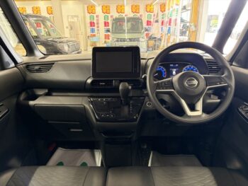 ルークス ハイウェイスターX アーバンクロム 純正ナビ・TV・アラウンドビューモニター 4WD