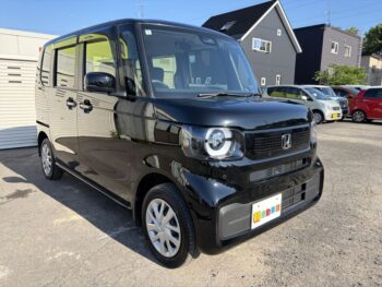 N-BOX ベースグレード ホンダコネクトナビ・TV・バックカメラ 4WD