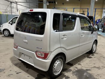 ワゴンR HYBRID　FX-S　ナビ　4WD