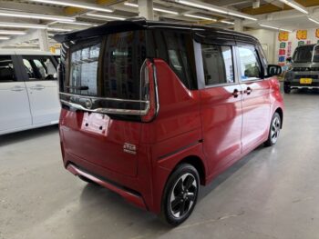 ルークス ハイウェイスターX アーバンクロム 純正ナビ・TV・アラウンドビューモニター 4WD