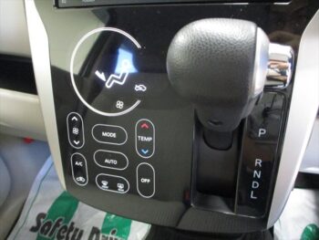 eKワゴン M　4WD　